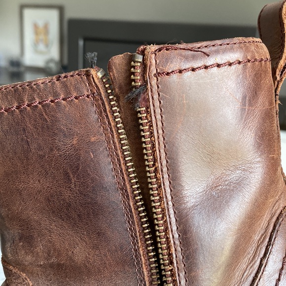 Zipper Ugg Booties - Picture 6 of 6